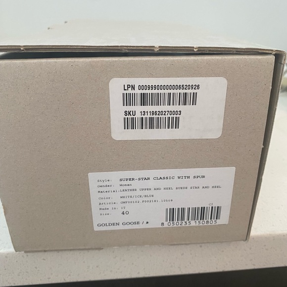 Golden Goose Women’s Sneakers Size 40 (10). Never been worn- purchase price $550 - Picture 4 of 5